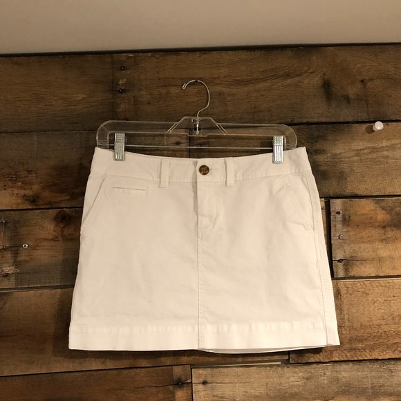Old Navy Dresses & Skirts - Old Navy white mini skirt